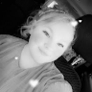 Meet your Posher, Abigail